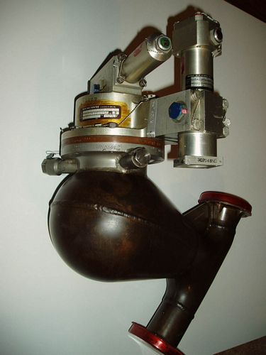 Saturn H-1 rocket engine liquid propellant gas generator